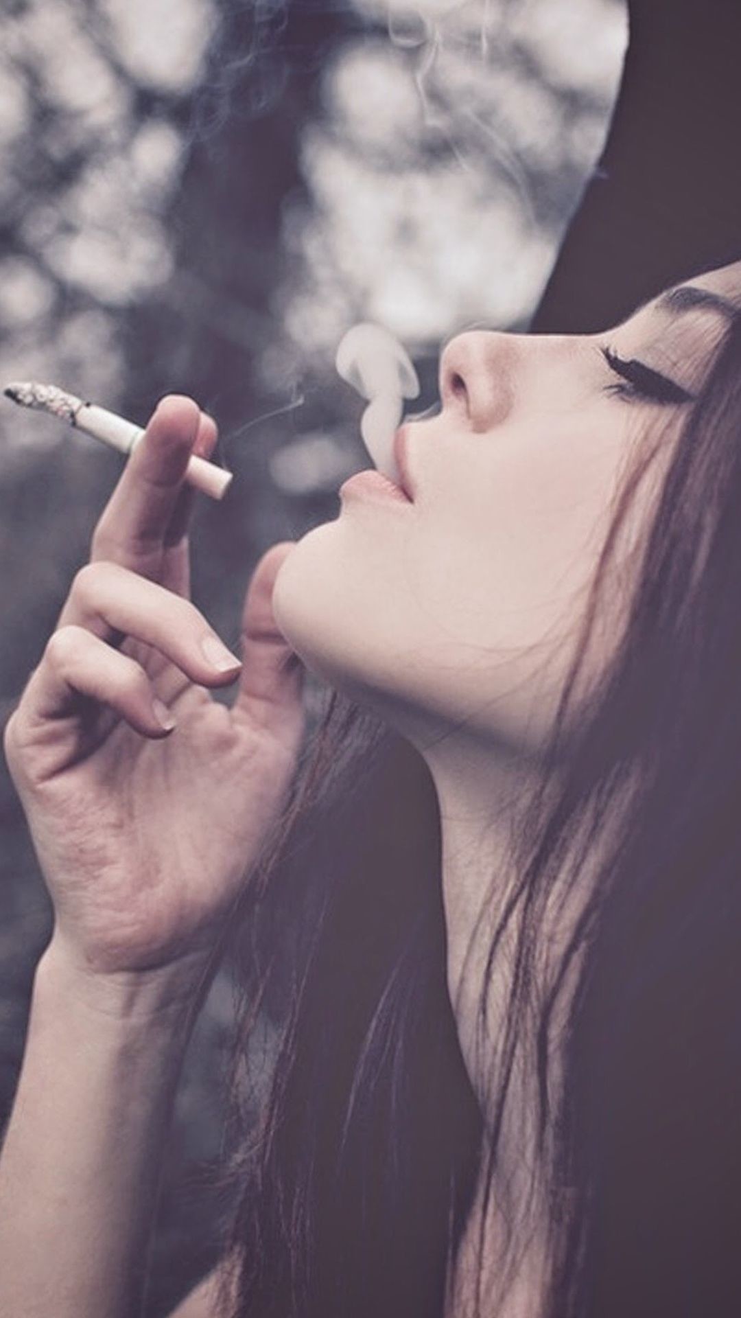 Top hình ảnh con gái hút thuốc cực chất, tâm trạng