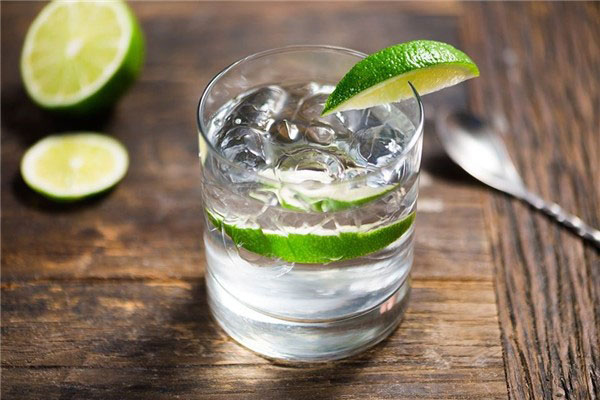 Cách Pha Gin Tonic Cocktail Mát Lạnh Mùa Hè