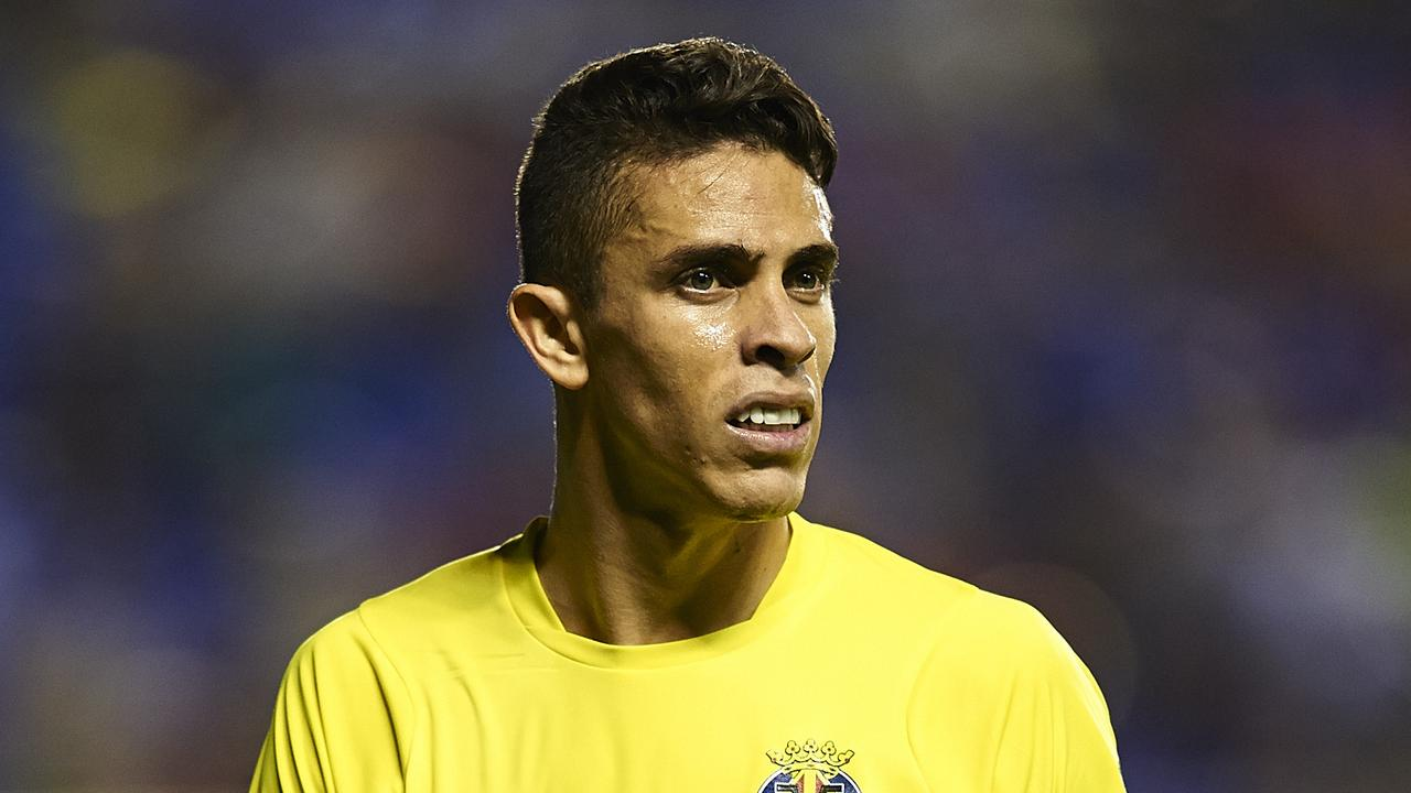 Gabriel Paulista: Hậu Vệ Vững Chắc Của Bóng Đá Brazil