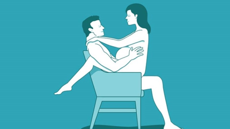 Tư thế ngồi đối mặt khi mang thai kết nối cảm xúc